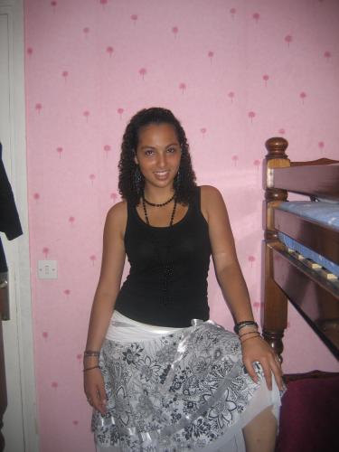nesrine